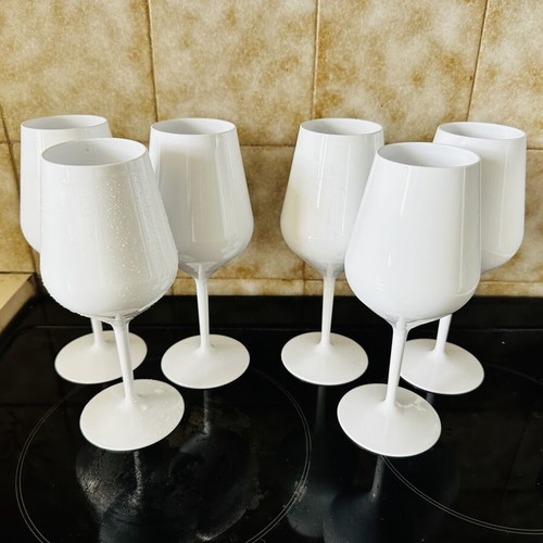 Wine, cocktail and water glasses set new, 6 wine and 6 water glasses