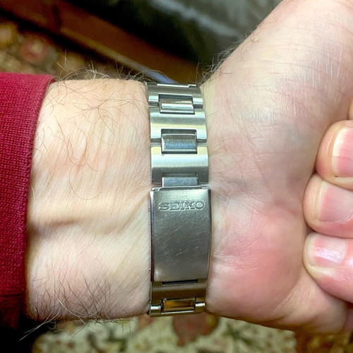 Seiko 5 automatic watch like new, square TV shape case
