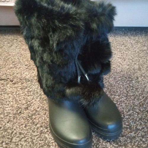 Boots with fur used, size 36, black