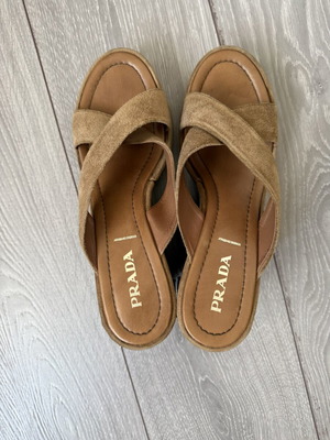 Prada platform sandals size 40, like new, beige