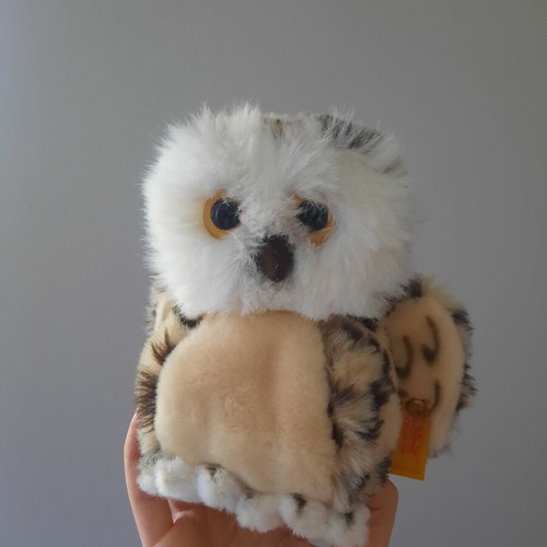 Steiff Wittie Owl plush toy like new with original tag and button