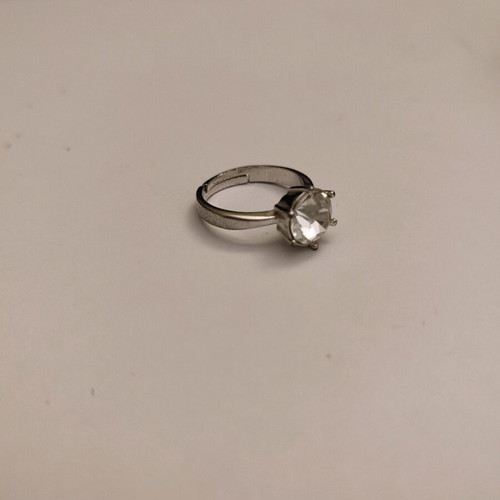 Solitaire ring with Swarovski element like new
