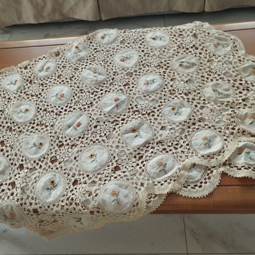 Vintage handmade crochet table linen with embroidered motifs 90x140 cm like new