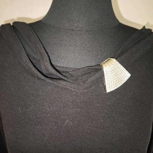 Women's black blouse used with metal decorative element on shoulder, size XL