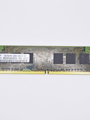 Computer Memory 1GB 1Rx8 PC2 5300U 555 M378T2863RZS Samsung like new