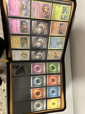 151 Mew Base Set Pokemon Cards with Binder like new