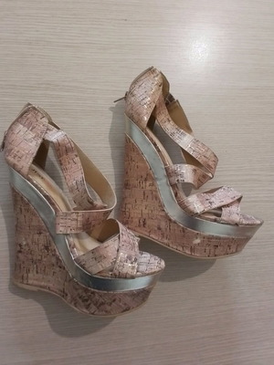Just Fab platform shoes size 37 like new, 16 cm heel