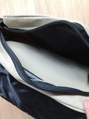 Nescafé shoulder bag like new