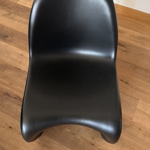 Blend dining chairs like new black polypropylene set of 6
