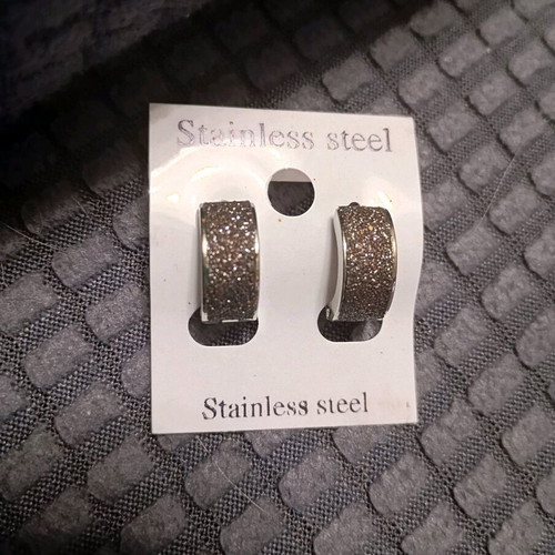 Small hoop earrings new stainless steel black and silver
