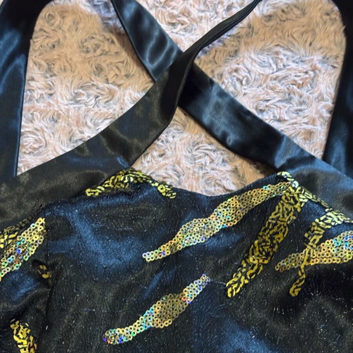 Satin top new with lace and gold details, size L