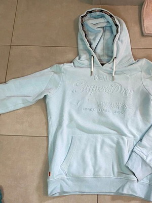 SuperDry φούτερ σαν καινούργιο, μέγεθος medium, άσπρο και τιρκουάζ