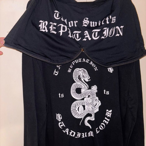 Taylor Swift Reputation Stadium Tour Hoodie like new