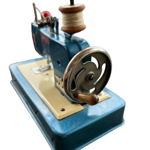 Casige miniature sewing machine used, vintage blue hammered