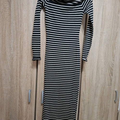 Bershka fitted dress like new, size S