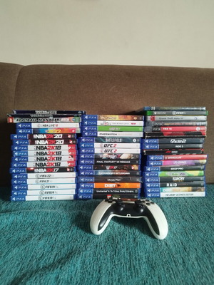 PlayStation 4 game bundle with various titles