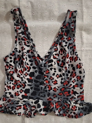 Leopard shirt new, size S, black and red