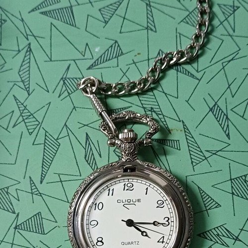 Vintage Clique pocket watch new, silver