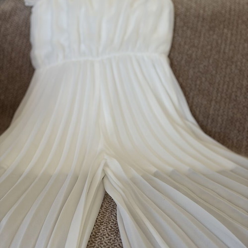 iDO Girls' Pleated White Jumpsuit Like New, Size 140 cm