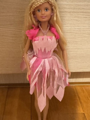 Sindy Magic Fairy Wings doll, accessories included