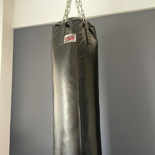 Boxing bag like new for training