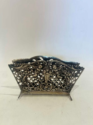 Vintage silver napkin holder used with engraved designs, 800 stamp