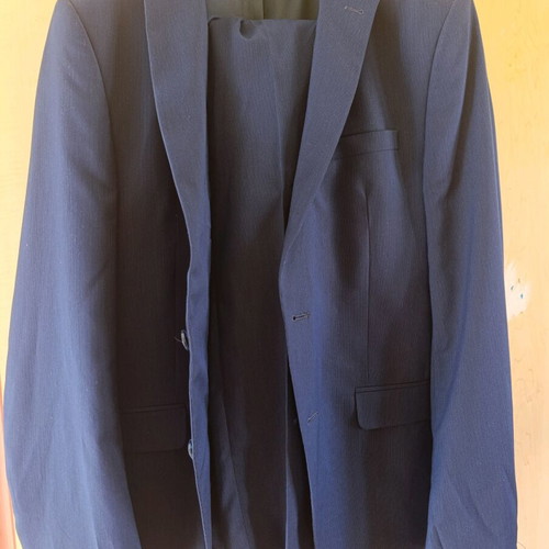 Men's suit blue like new, size 44 (L)