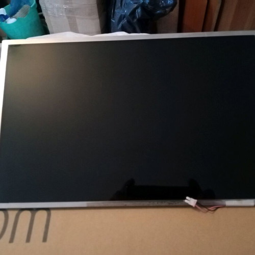 LG Display LP141WX3 laptop screen like new 14.1" 1280x800