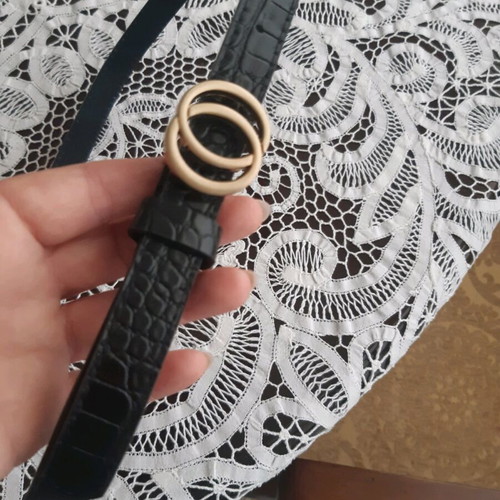 Leather belt with croco pattern like new, black