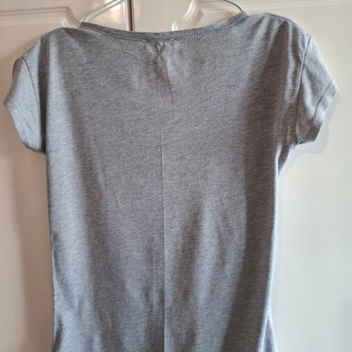 T-shirt gray with 'If you're a bird I'm a bird' print like new, S/M