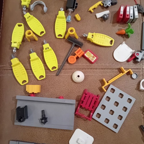 Playmobil various parts like new
