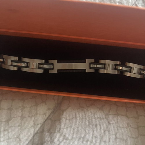 Men's bracelet like new, black and gray