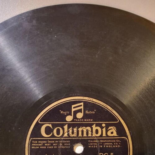 Columbia 78 rpm record DG 5 with Krepyskyl and Karmella, used
