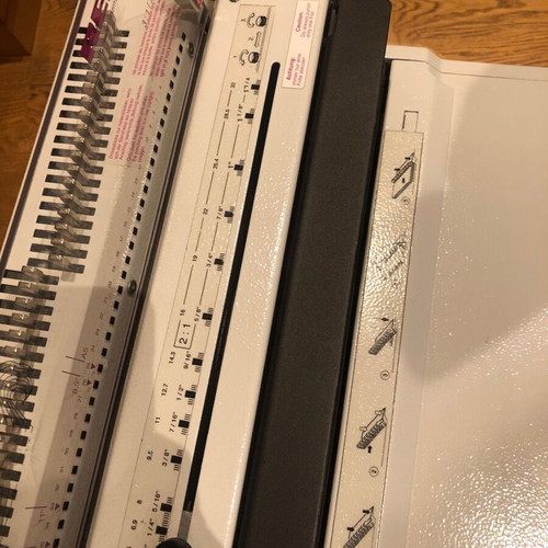 Renz SRW 3:1 Binding Machine for Metal Spiral 4x4mm Like New
