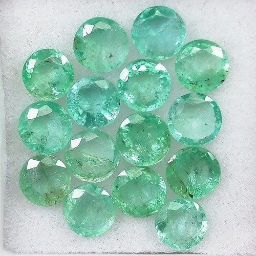 Set of 15 Natural Emeralds 5.17ct Round Cut with IGE Certificate