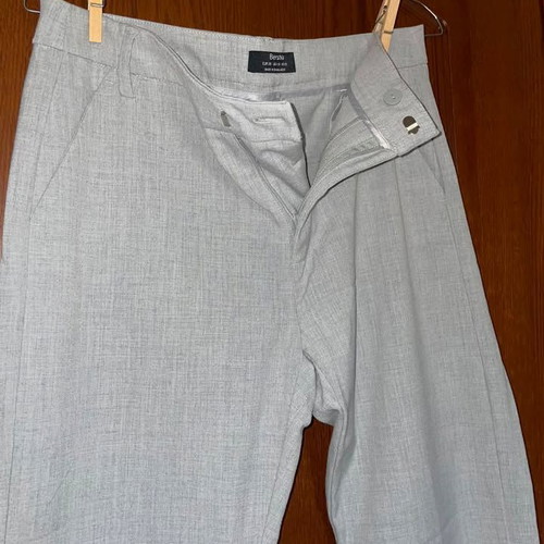 Bershka gray fitted office pants size 38 like new