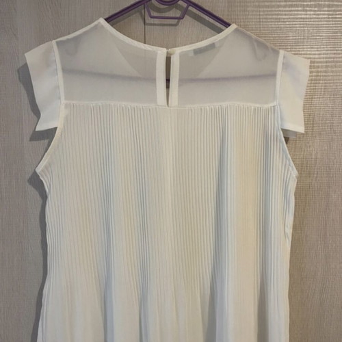 OwTwo White Blouse like new, one size, transparent back fastening