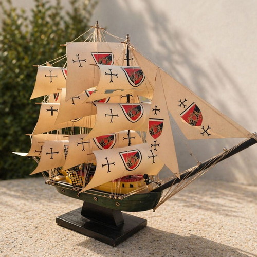 Decorative large ship used with detailed design 65x54cm