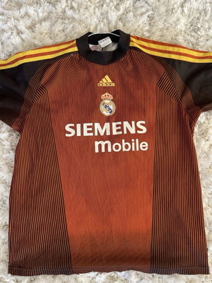 Real Madrid goalkeeper original shirt used