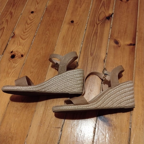 Parex beige platform espadrille sandals