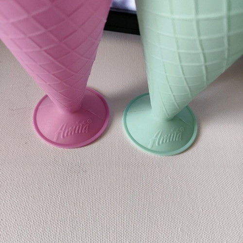 Amita collectible plastic ice cream cone cups like new