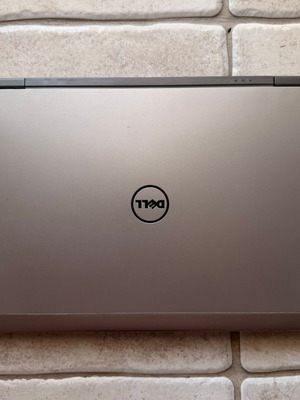Dell Latitude E7240 12.5" laptop, i5, no mSATA, no charger