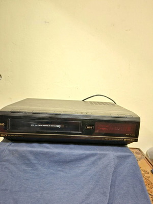 Hitachi VT-517E HQ видео рекордер винтидж употребяван