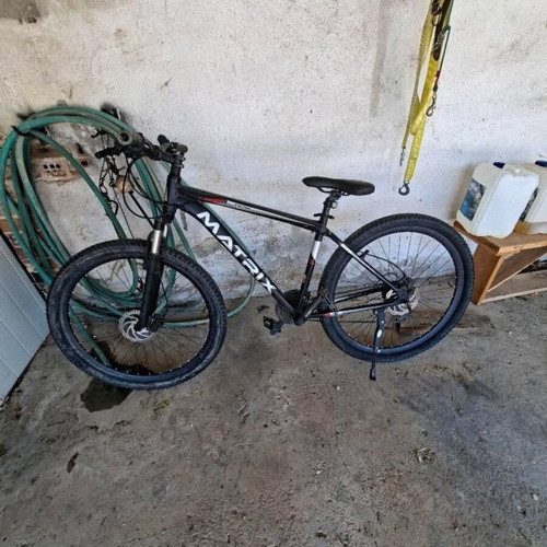 Matrix Mountain Bike 29 inch like new, hydraulic brakes