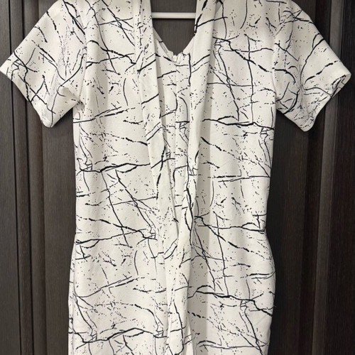 Jumpsuit with wide legs like new with belt
