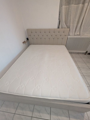 Double Bed 1.60x2 with mattress and LED lighting, like new