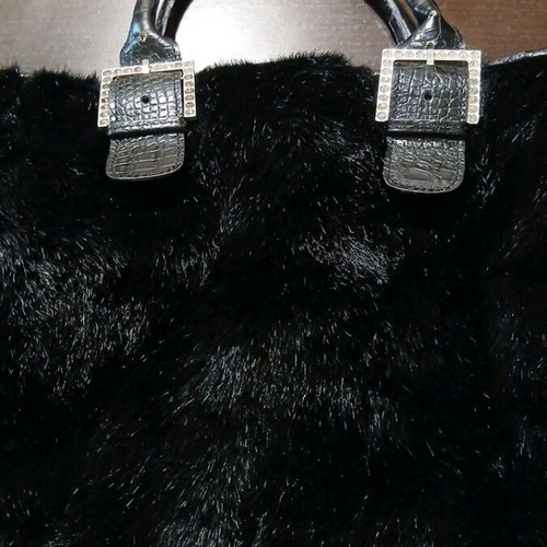 Pavini Bettina shoulder bag like new, black with real fur