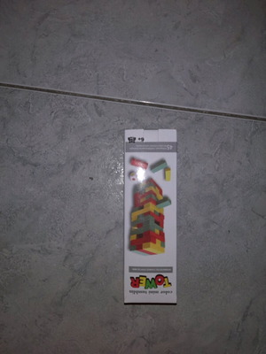 Board game type Jenga like new