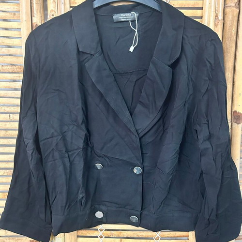 Bershka black cropped blazer size M