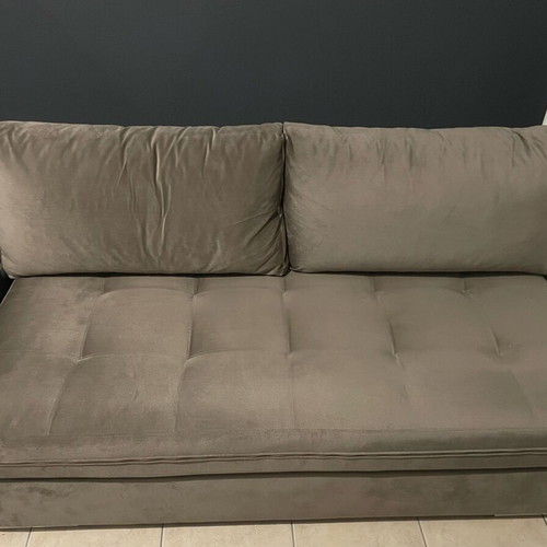 Corner sofa like new with two stools